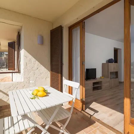 La Llimona Apartment *